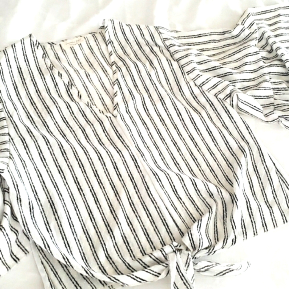 Tie Front Top